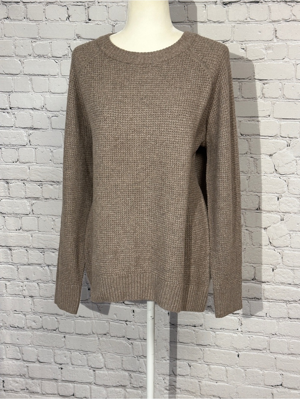Old Navy Women's Taupe Crewneck Sweater
